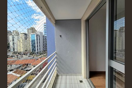 Apartamento para alugar com 76m², 3 quartos e 2 vagasVaranda