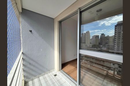 Apartamento para alugar com 76m², 3 quartos e 2 vagasVaranda