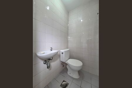 Apartamento para alugar com 76m², 3 quartos e 2 vagasBanheiro de serviço