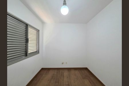 Apartamento para alugar com 76m², 3 quartos e 2 vagasQuarto 2