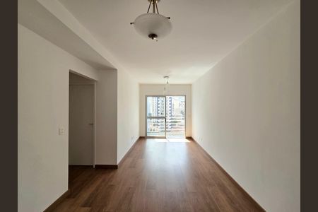 Apartamento para alugar com 76m², 3 quartos e 2 vagasSala
