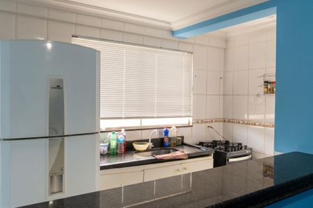 Cozinha de apartamento à venda com 2 quartos, 49m² em Setor Sudoeste, Goiânia