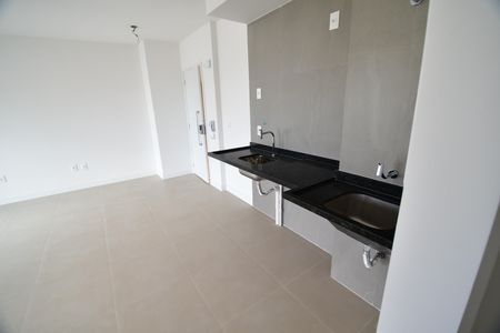 Cozinha de kitnet/studio para alugar com 1 quarto, 57m² em Centro, Campinas