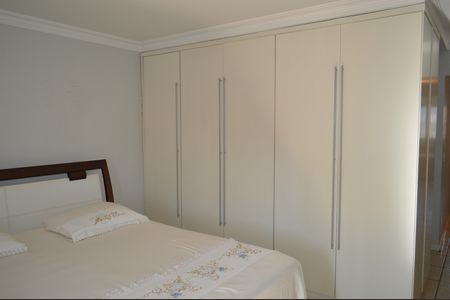 Apartamento para alugar com 178m², 3 quartos e 2 vagasSuíte 2