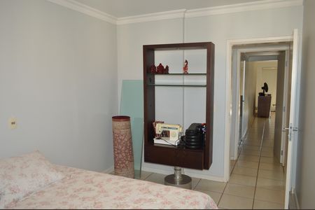 Apartamento para alugar com 178m², 3 quartos e 2 vagasQuarto