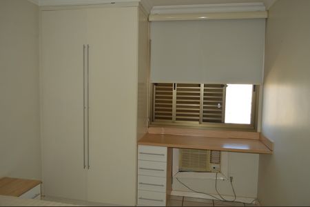 Apartamento para alugar com 178m², 3 quartos e 2 vagasSuíte 1