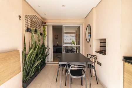 Varanda Gourmet de apartamento à venda com 2 quartos, 80m² em Empresarial 18 do Forte, Barueri