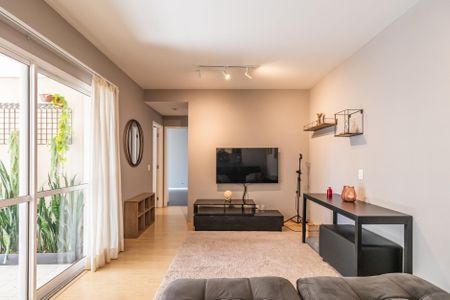 Sala de apartamento à venda com 2 quartos, 80m² em Empresarial 18 do Forte, Barueri