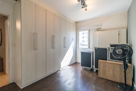 Apartamento à venda com 80m², 2 quartos e 1 vaga Apartamento à venda com 80m², 2 quartos e 1 vagaSuíte