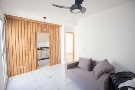 Sala de apartamento à venda com 2 quartos, 42m² em Sapucaias Ii, Contagem