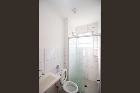Banheiro Social de apartamento à venda com 2 quartos, 42m² em Sapucaias Ii, Contagem