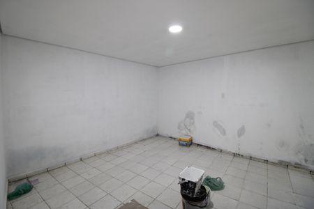 Quarto 1 de casa para alugar com 1 quarto, 1100m² em Parque Santa Rita, São Paulo