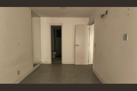 Suíte  de apartamento para alugar com 3 quartos, 75m² em Barra da Tijuca, Rio de Janeiro