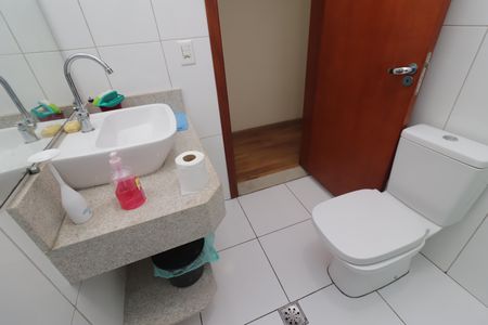 Casa à venda com 600m², 6 quartos e 6 vagasBanheiro 3