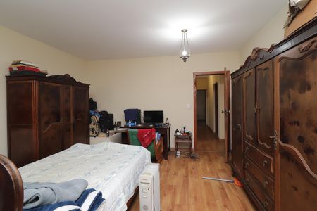 Casa à venda com 600m², 6 quartos e 6 vagasQuarto 1