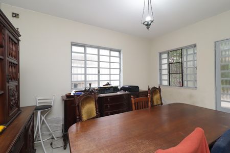 Casa à venda com 600m², 6 quartos e 6 vagasSala de Jantar