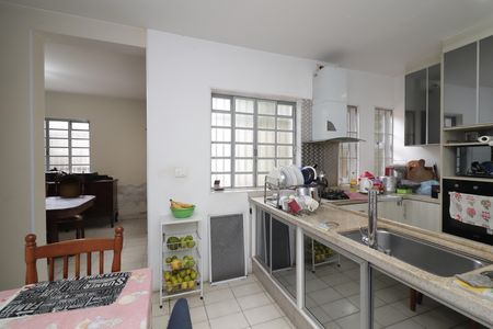 Casa à venda com 600m², 6 quartos e 6 vagasCozinha