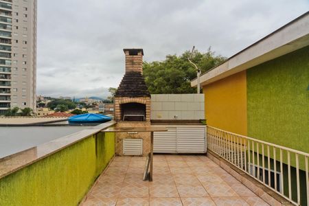 Casa à venda com 150m², 3 quartos e 2 vagas Casa à venda com 150m², 3 quartos e 2 vagasÁrea externa