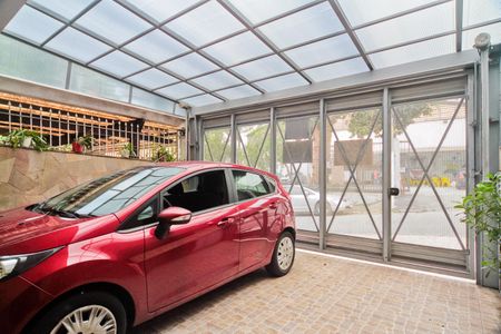 Casa à venda com 150m², 3 quartos e 2 vagas Casa à venda com 150m², 3 quartos e 2 vagasÁrea externa