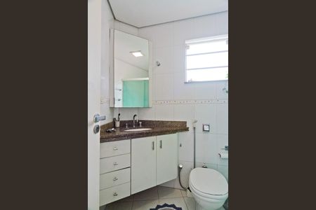 Casa à venda com 150m², 3 quartos e 2 vagas Casa à venda com 150m², 3 quartos e 2 vagasBanheiro da Suíte 2