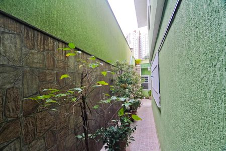 Casa à venda com 150m², 3 quartos e 2 vagas Casa à venda com 150m², 3 quartos e 2 vagasÁrea externa