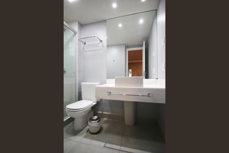 Studio para alugar com 25m², 1 quarto e 1 vaga Studio para alugar com 25m², 1 quarto e 1 vagaBanheiro