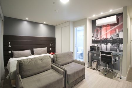 Studio para alugar com 25m², 1 quarto e 1 vaga Studio para alugar com 25m², 1 quarto e 1 vagaSuíte