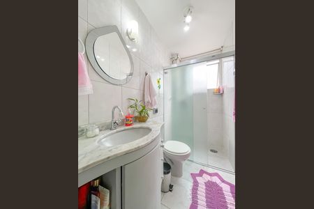 Apartamento à venda com 61m², 2 quartos e 1 vaga Apartamento à venda com 61m², 2 quartos e 1 vagaBanheiro