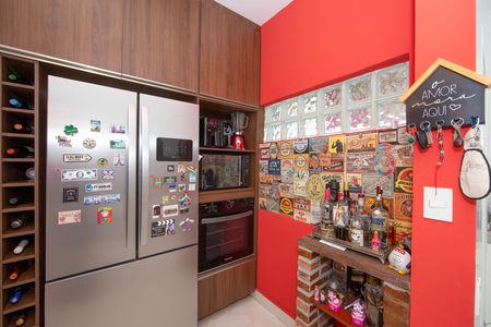 Apartamento à venda com 172m², 4 quartos e 2 vagas Apartamento à venda com 172m², 4 quartos e 2 vagasCOZINHA