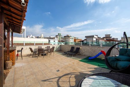 Apartamento à venda com 172m², 4 quartos e 2 vagas Apartamento à venda com 172m², 4 quartos e 2 vagasCOBERTURA