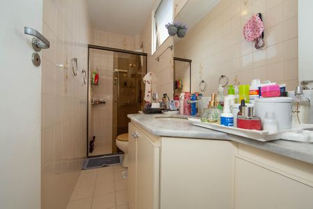 Apartamento à venda com 172m², 4 quartos e 2 vagas Apartamento à venda com 172m², 4 quartos e 2 vagasBANHEIRO2