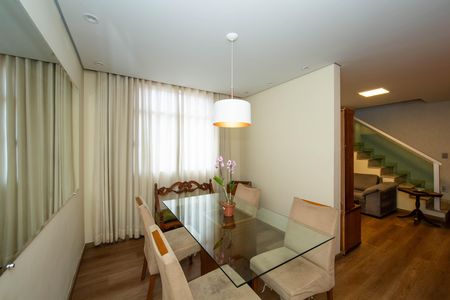 Apartamento à venda com 172m², 4 quartos e 2 vagas Apartamento à venda com 172m², 4 quartos e 2 vagasSALA