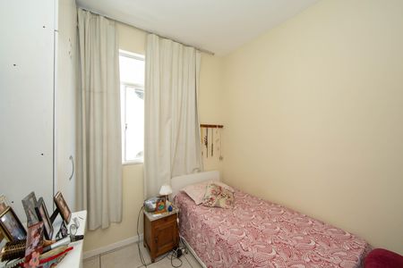 Apartamento à venda com 172m², 4 quartos e 2 vagas Apartamento à venda com 172m², 4 quartos e 2 vagasQUARTO1