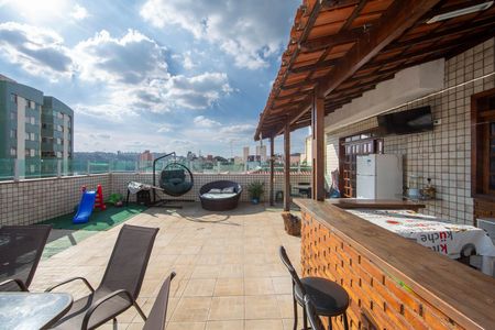 Apartamento à venda com 172m², 4 quartos e 2 vagas Apartamento à venda com 172m², 4 quartos e 2 vagasCOBERTURA
