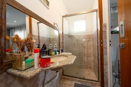 Apartamento à venda com 172m², 4 quartos e 2 vagas Apartamento à venda com 172m², 4 quartos e 2 vagasBANHEIRO3