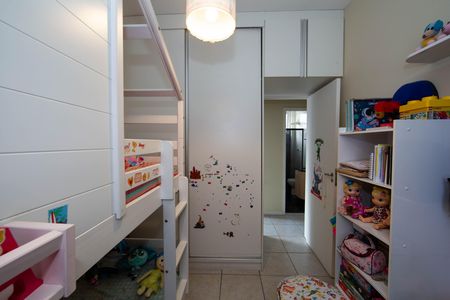 Apartamento à venda com 172m², 4 quartos e 2 vagas Apartamento à venda com 172m², 4 quartos e 2 vagasQUARTO3