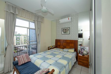 Apartamento à venda com 172m², 4 quartos e 2 vagas Apartamento à venda com 172m², 4 quartos e 2 vagasQUARTO2