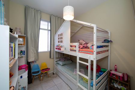 Apartamento à venda com 172m², 4 quartos e 2 vagas Apartamento à venda com 172m², 4 quartos e 2 vagasQUARTO3