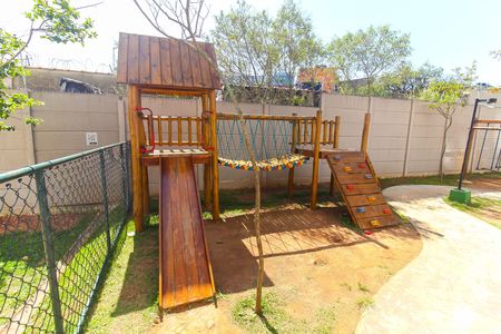 Apartamento para alugar com 45m², 1 quarto e sem vaga Apartamento para alugar com 45m², 1 quarto e sem vagaÁrea comum - Playground