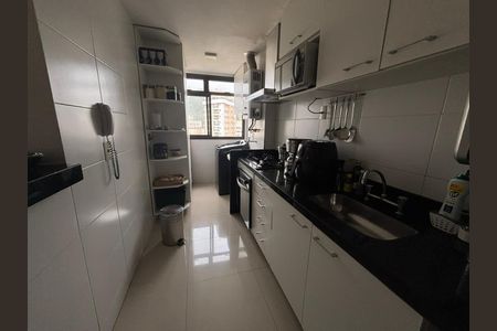 Apartamento à venda com 94m², 2 quartos e 1 vaga Apartamento à venda com 94m², 2 quartos e 1 vagaCozinha