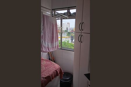 Apartamento à venda com 44m², 2 quartos e 1 vaga Apartamento à venda com 44m², 2 quartos e 1 vagaÁrea de serviço