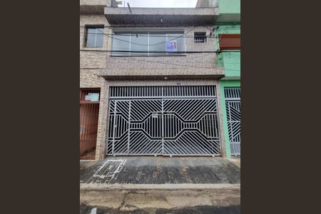 Casa para alugar com 180m², 4 quartos e 2 vagas Casa para alugar com 180m², 4 quartos e 2 vagasFachada