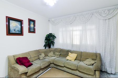 Casa para alugar com 180m², 4 quartos e 2 vagasSala