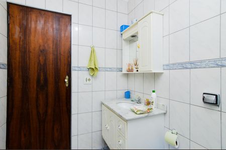Casa para alugar com 180m², 4 quartos e 2 vagasBanheiro Social