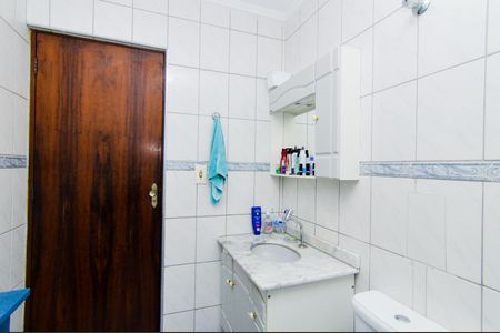 Casa para alugar com 180m², 4 quartos e 2 vagasBanheiro Social 2