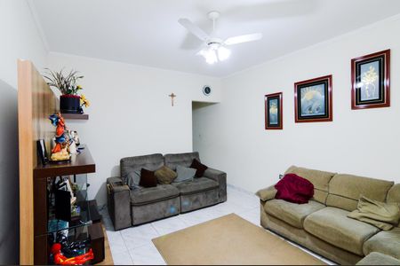 Casa para alugar com 180m², 4 quartos e 2 vagasSala