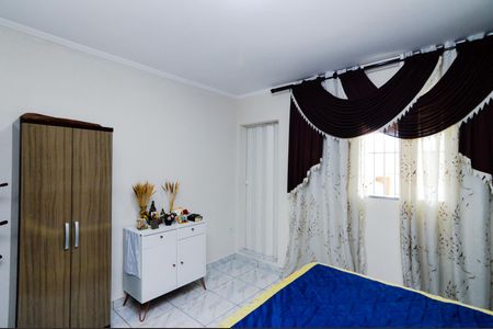 Casa para alugar com 180m², 4 quartos e 2 vagasQuarto 4 - Suíte