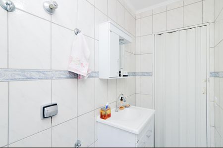 Casa para alugar com 180m², 4 quartos e 2 vagasBanheiro da Suíte