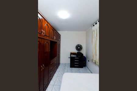 Casa para alugar com 180m², 4 quartos e 2 vagasQuarto 2