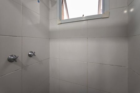 Apartamento à venda com 47m², 2 quartos e 1 vaga Apartamento à venda com 47m², 2 quartos e 1 vagaBanheiro